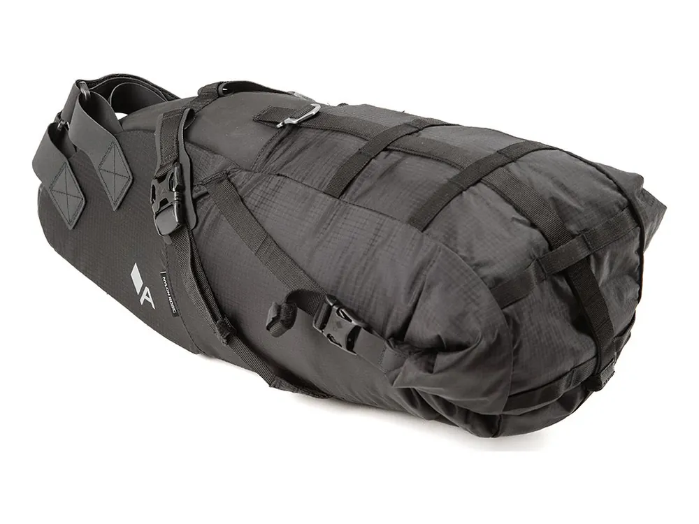 Odeslání Ihned Acepac Saddle bag MKIII (Černá) - Brašna Endorphin Republic