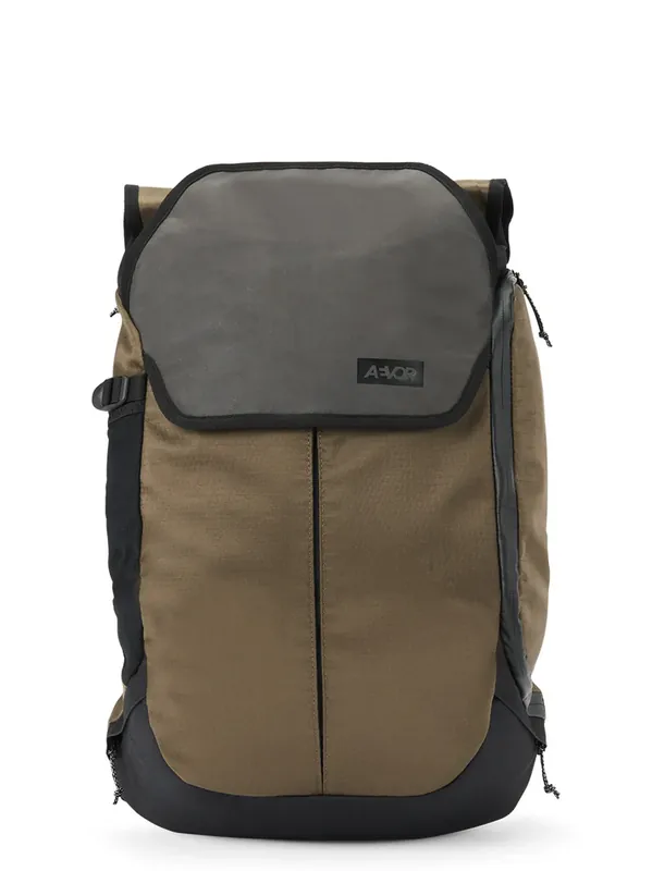 Aevor Bike Pack (Olivová) - Designový cyklobatoh Endorphin Republic Autentický