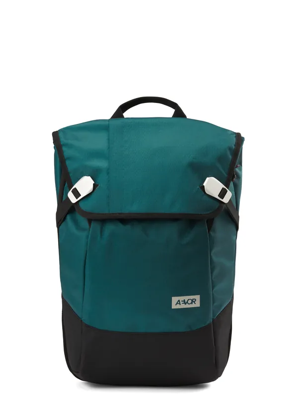 Aevor Daypack (Bílá) - Městský batoh Endorphin Republic Nízká Cena