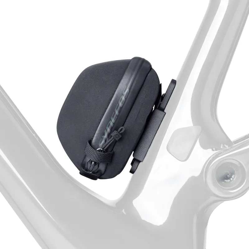SYNCROS Frame Bag QR 400 (Černá) - Rámová brašnička Endorphin Republic Akční Cena
