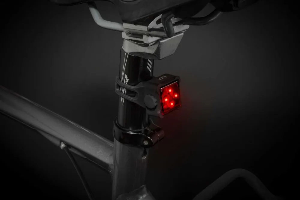 Topeak AXA NITELINE 44-R - Světlo na kolo Endorphin Republic Zlevněný