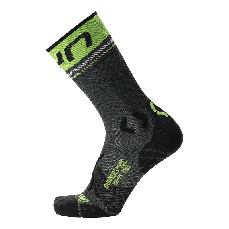 UYN RUNNER‘S ONE MID (Šedá) - Pánské běžecké ponožky Endorphin Republic Odeslání Ihned