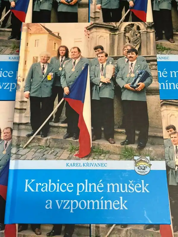 Jen Po Omezenou Doba Kniha Krabice plné mušek a vzpomínek