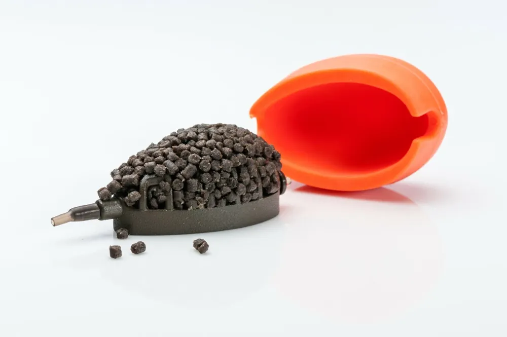 MIVARDI Method pellets - Black halibut Kup Teď