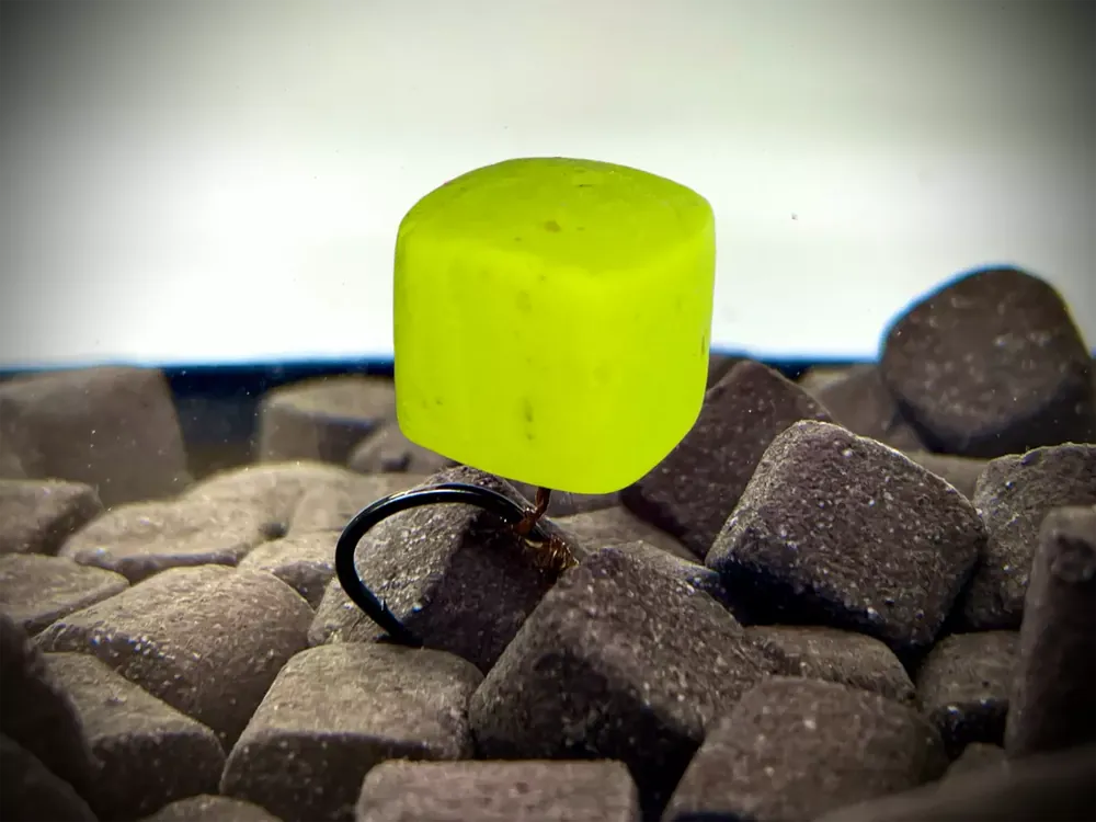 Jen Po Omezenou Doba LK Baits CUC! Nugget Balanc Fluoro Mango 10 mm, 100ml