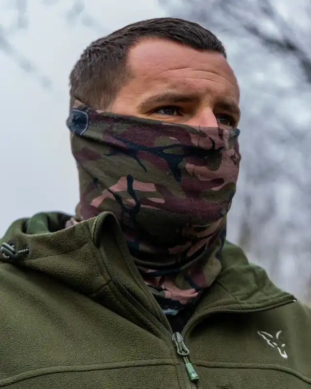 Cenová Bomba FOX Nákrčník LIGHTWEIGHT CAMO SNOOD