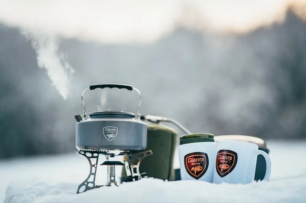 Kup Teď Giants fishing Sada nádobí s konvičkou 3 Piece Pan & Kettle Set
