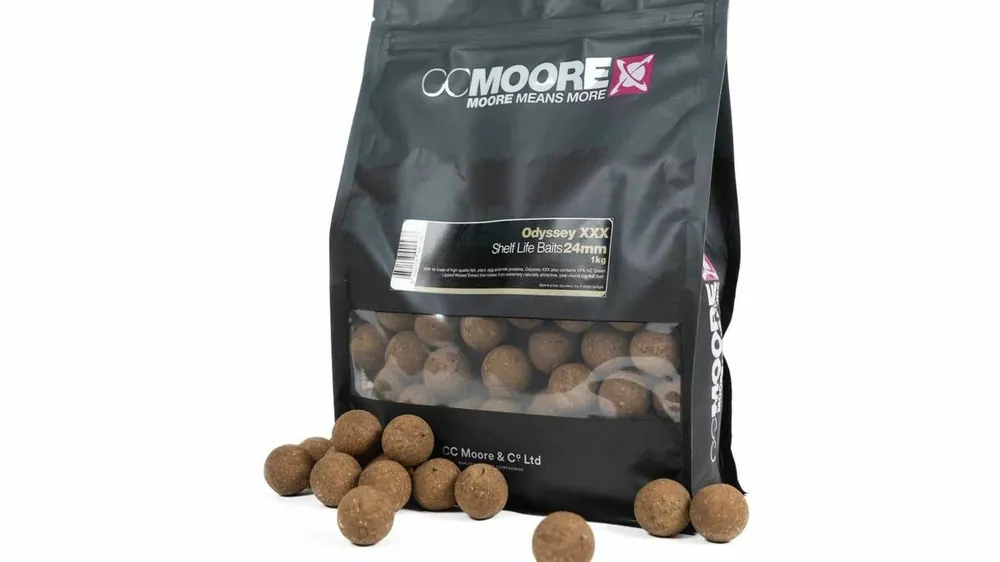 CC Moore Odyssey XXX - Trvanlivé boilie 24mm 1kg Hit Sezóny