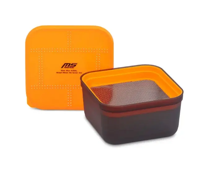 Sezónní Sleva MS Range Bait Box 2,8l + 2mm Steel Mesh Strainer