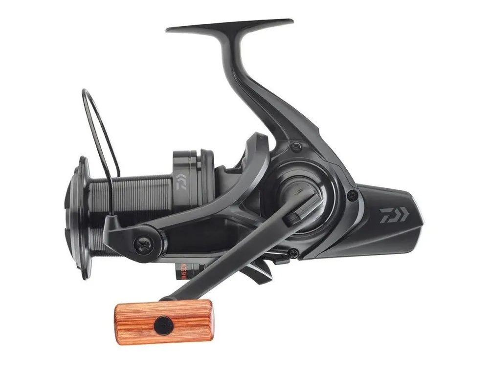 Daiwa Naviják Emblem 45 SCW QD SD Značkový