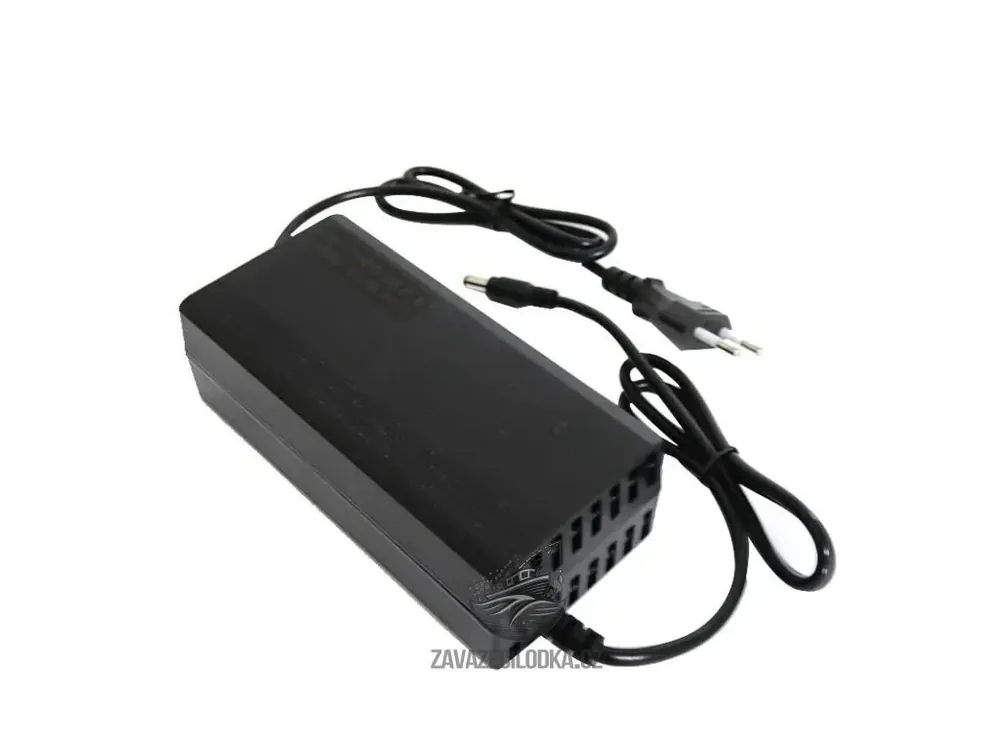 VMTech Rychlonabíječka baterií 12,6 V / 10 A 126W Cenově Výhodný