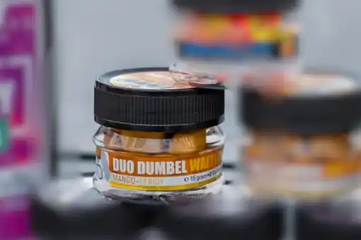 Carp Zoom Duo Dumbells Wafters 15g 10x14mm Mango-Brzoskwinia Hit Sezóny